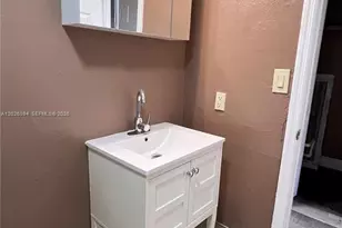 301 NW 177th St, Miami Gardens, FL 33169 - Photo 24