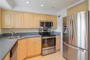 7720 SW 54th Ct, Miami, FL 33143 - Photo 2