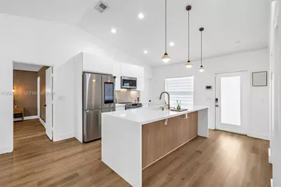 3260 SW 2nd Ct, Deerfield Beach, FL 33442 - Photo 18