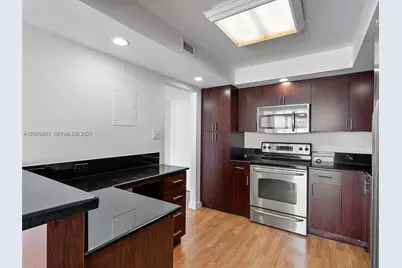 18021 Biscayne Blvd #603, Aventura, FL 33160 - Photo 1