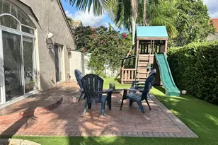 19213 SW 4th St, Pembroke Pines, FL 33029 - Photo 4