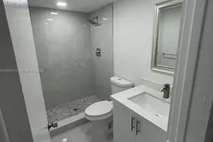 9460 Tangerine Pl, Davie, FL 33324 - Photo 12