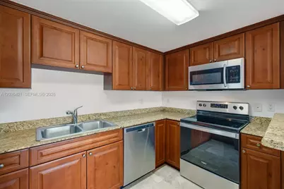 101 Sidonia Ave #404, Coral Gables, FL 33134 - Photo 18