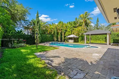 730 NE 116th St, Biscayne Park, FL 33161 - Photo 54