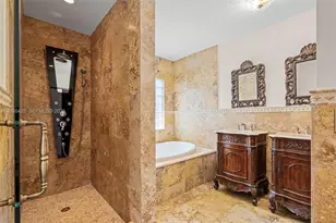 730 NE 116th St, Biscayne Park, FL 33161 - Photo 8