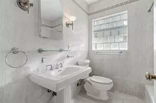 730 NE 116th St, Biscayne Park, FL 33161 - Photo 44