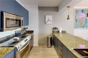 1200 Brickell Bay Dr, Miami, FL 33131 - Photo 6