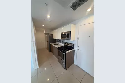 821 SW 18th Ave #304, Miami, FL 33135 - Photo 2