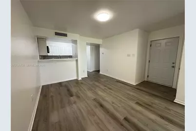 15340 SW 106th Ter #819, Miami, FL 33196 - Photo 6