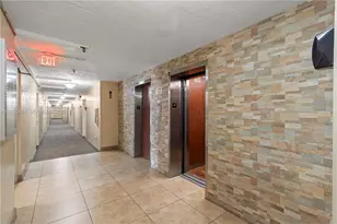 7100 NW 17th St, Plantation, FL 33313 - Photo 2