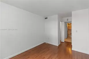 7100 NW 17th St, Plantation, FL 33313 - Photo 14