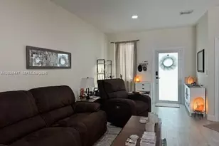 12444 SW 125th St, Miami, FL 33186 - Photo 6