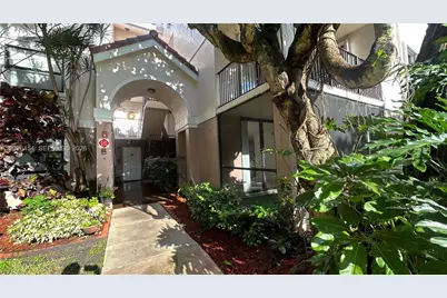 10141 W Sunrise Boulevard #203, Plantation, FL 33322 - Photo 6
