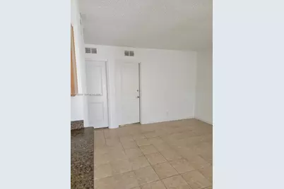 2660 NE 8th Ave #107, Wilton Manors, FL 33334 - Photo 8