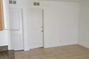 2660 NE 8th Ave, Wilton Manors, FL 33334 - Photo 8