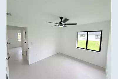911 Cleveland Ave, Lehigh Acres, FL 33972 - Photo 40