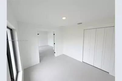 911 Cleveland Ave, Lehigh Acres, FL 33972 - Photo 8