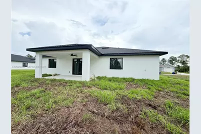 911 Cleveland Ave, Lehigh Acres, FL 33972 - Photo 58