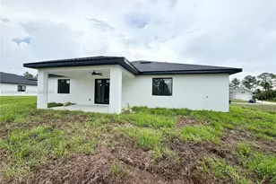 911 Cleveland Ave, Lehigh Acres, FL 33972 - Photo 58