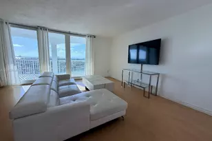 5401 Collins Ave, Miami Beach, FL 33140 - Photo 4