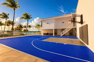 5401 Collins Ave, Miami Beach, FL 33140 - Photo 14