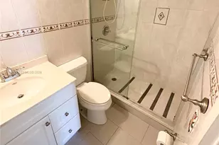 5201 NW 7th St, Miami, FL 33126 - Photo 8