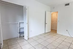 2430 NE 135th St, North Miami, FL 33181 - Photo 18