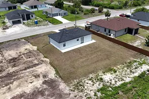 2803 1st St W, Other City - In The State Of Florida, FL 33971 - Photo 16