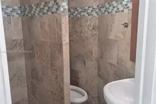 1121 NE 1st Ave., Fort Lauderdale, FL 33304 - Photo 14