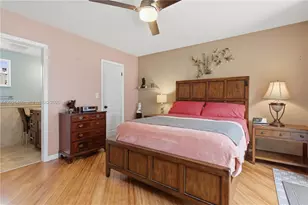 2321 SW 81st Terrace, North Lauderdale, FL 33068 - Photo 10