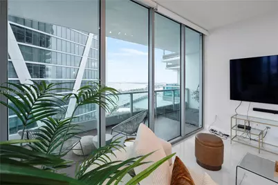 900 Biscayne Blvd #4412, Miami, FL 33132 - Photo 12