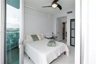 900 Biscayne Blvd, Miami, FL 33132 - Photo 10