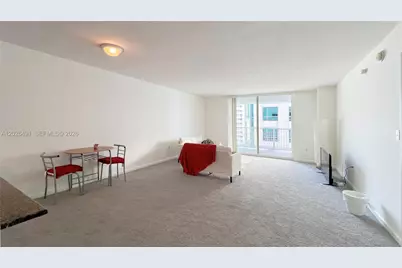 1200 Brickell Bay Dr #2814, Miami, FL 33131 - Photo 2