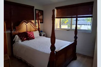 5985 Del Lago Cir #215, Sunrise, FL 33313 - Photo 12