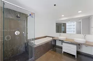 475 Brickell Ave, Miami, FL 33131 - Photo 16