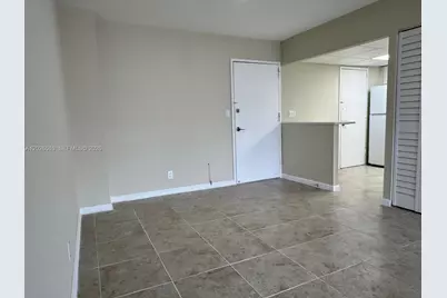401 Golden Isles Dr #614, Hallandale Beach, FL 33009 - Photo 28