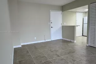 401 Golden Isles Dr, Hallandale Beach, FL 33009 - Photo 28