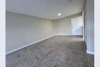 401 Golden Isles Dr #614, Hallandale Beach, FL 33009 - Photo 26