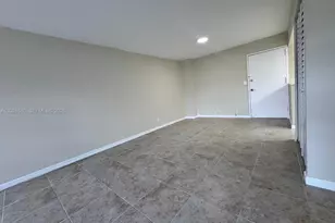 401 Golden Isles Dr, Hallandale Beach, FL 33009 - Photo 26