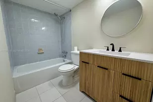 401 Golden Isles Dr, Hallandale Beach, FL 33009 - Photo 32