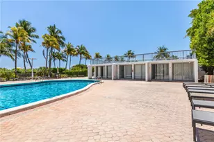 2655 Collins Ave, Miami Beach, FL 33140 - Photo 26