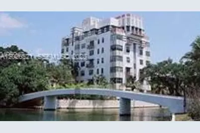 2421 Lake Pancoast Dr #3B, Miami Beach, FL 33140 - Photo 2
