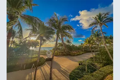 9801 Collins Ave #6P, Bal Harbour, FL 33154 - Photo 4