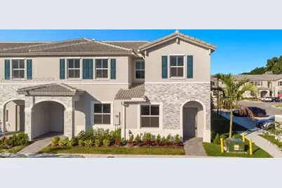 1716 SE 26th Rd #1716, Homestead, FL 33035 - Photo 2