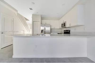 1716 SE 26th Rd #1716, Homestead, FL 33035 - Photo 10