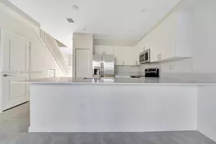 1716 SE 26th Rd, Homestead, FL 33035 - Photo 10