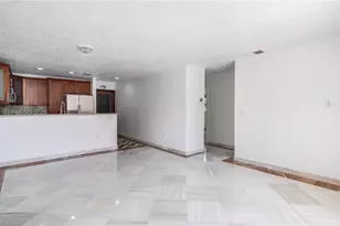 4390 W 12th Ln, Hialeah, FL 33012 - Photo 10