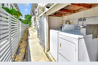 836 10th St #7, Miami Beach, FL 33139 - Photo 16