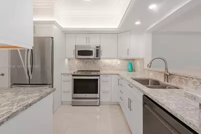 3020 NE 32nd Ave #1401, Fort Lauderdale, FL 33308 - Photo 4