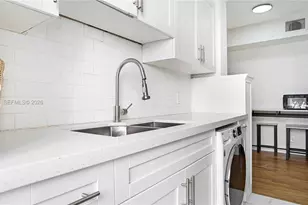 815 W 39, Miami Beach, FL 33140 - Photo 4